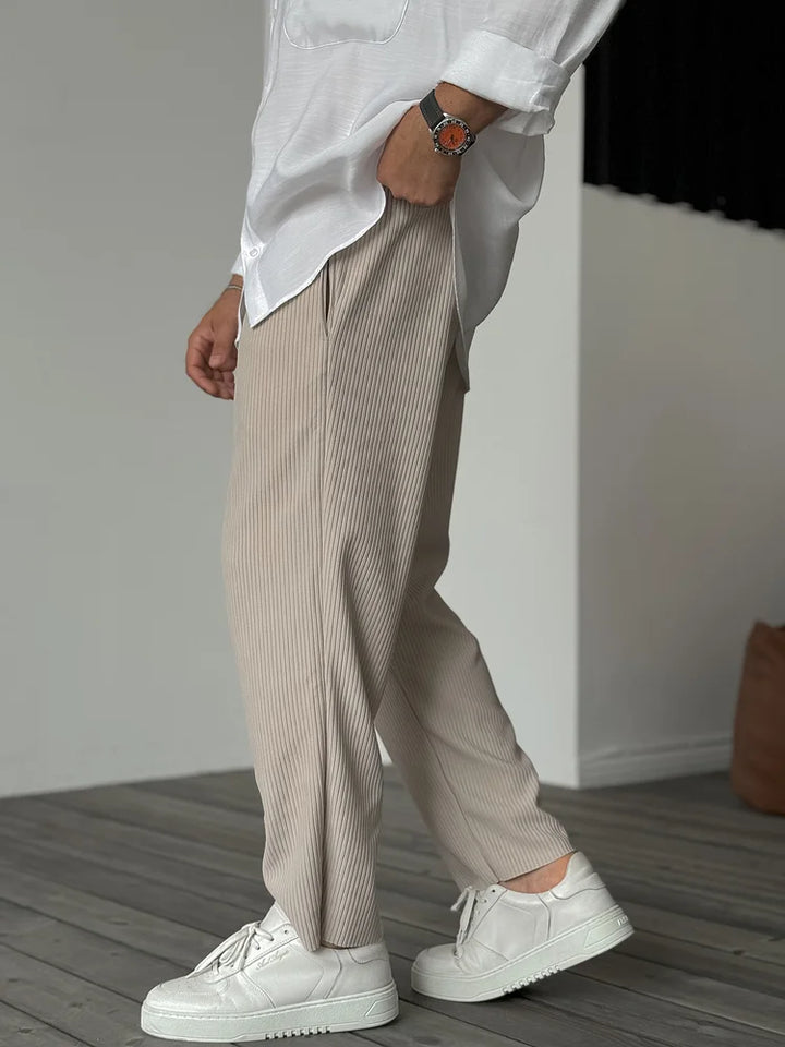 Herren Plisseehose Relaxed Fit – Heidi München